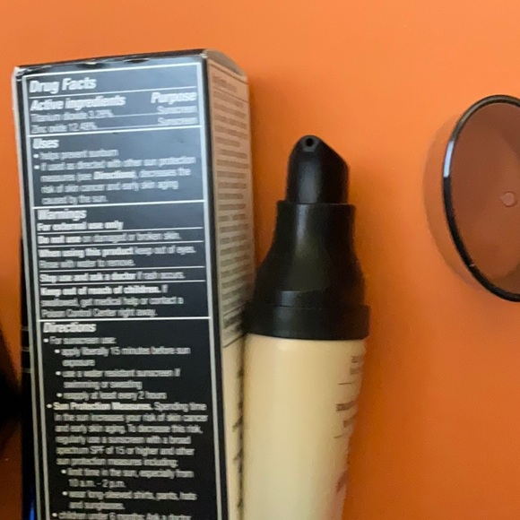 Bareminerals complexion rescue defense soft radiance - Picture 3 of 3